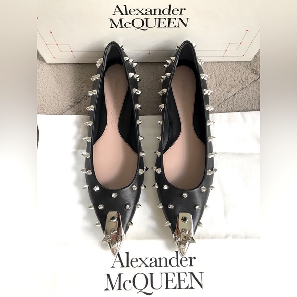 Alexander McQueen Punk Spike Studded Pointed Toe Flats - Picture 8 of 13